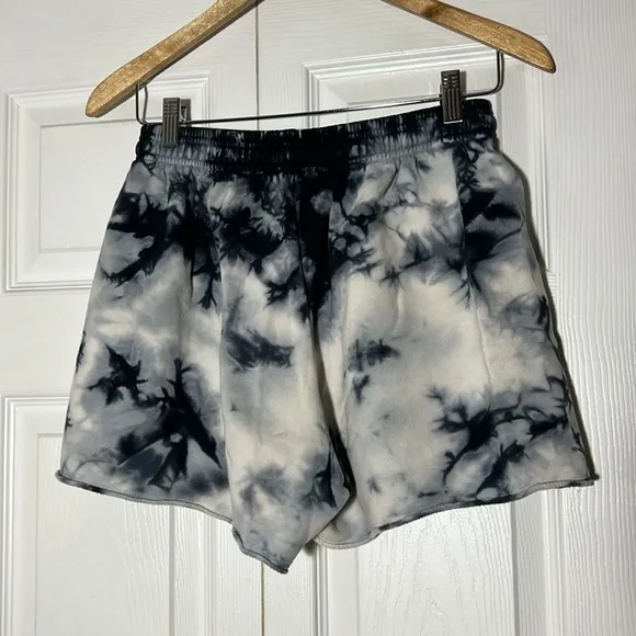 Alo Yoga Highwaist Short Tie Dye Small