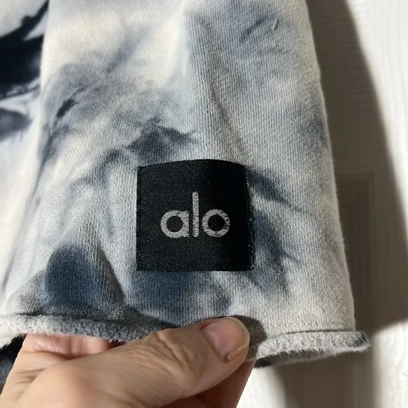 Alo Yoga Highwaist Short Tie Dye Small