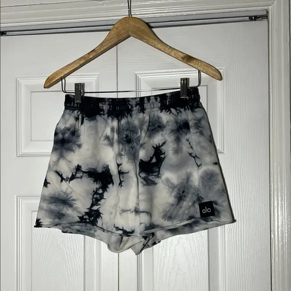 Alo Yoga Highwaist Short Tie Dye Small
