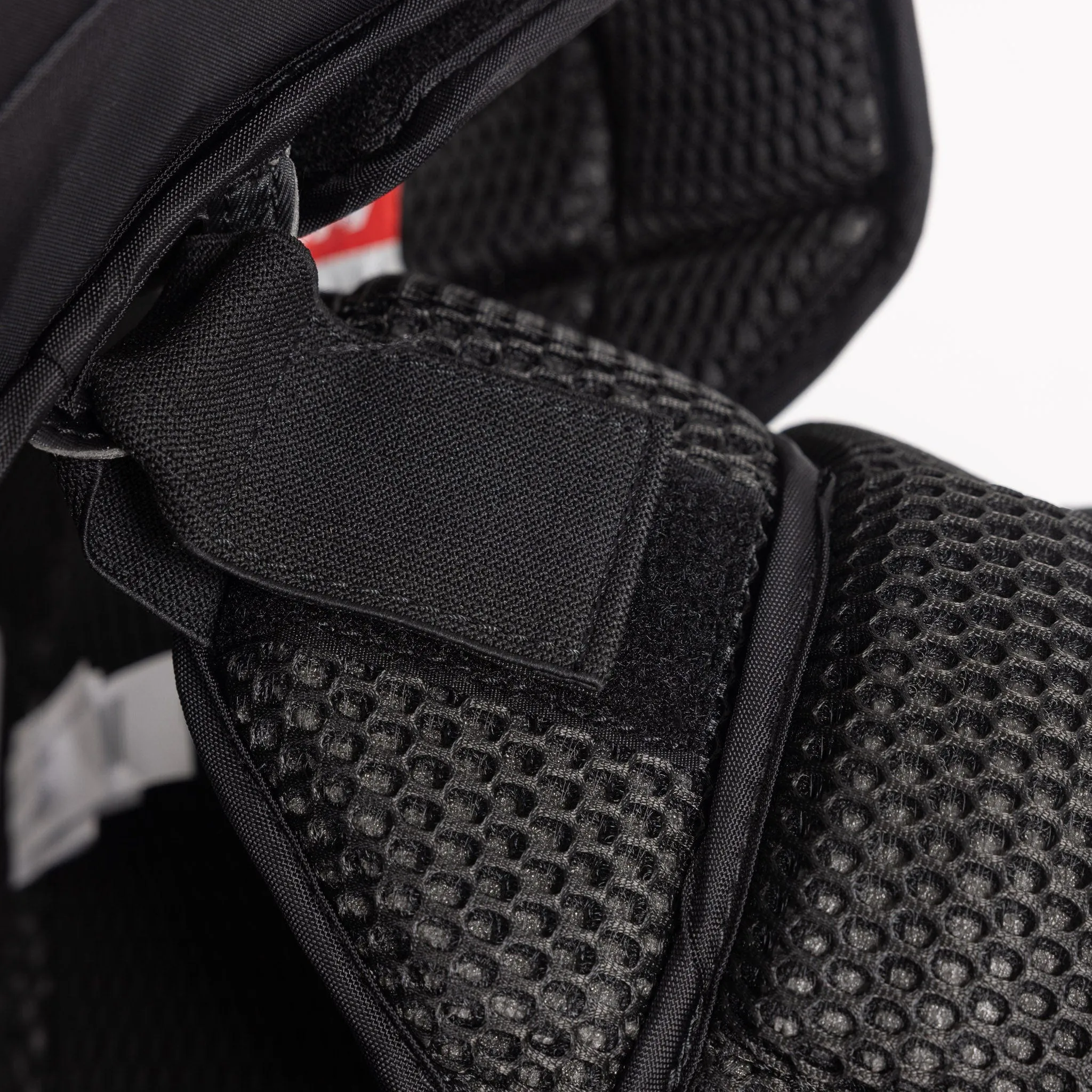 CCM Extreme Flex 6 Intermediate Chest & Arm Protector - Source Exclusive