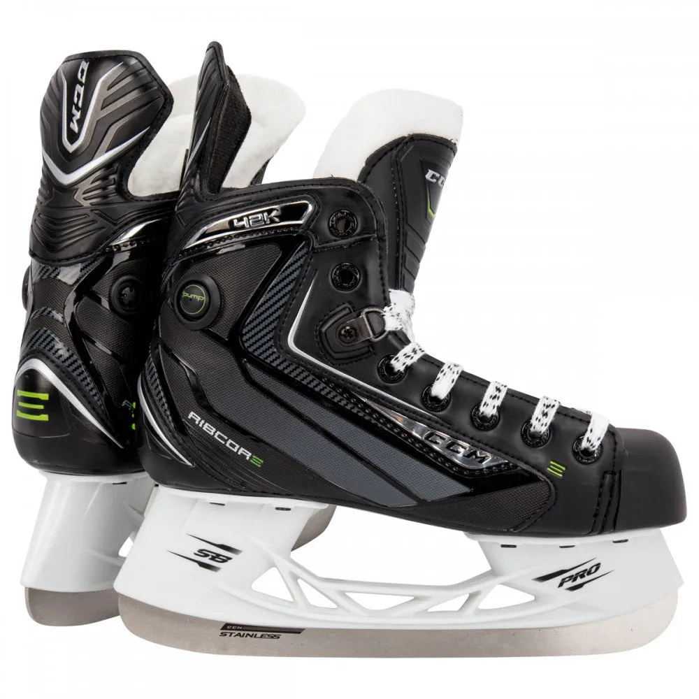 CCM Junior Ribcore SK42 Pump Skate