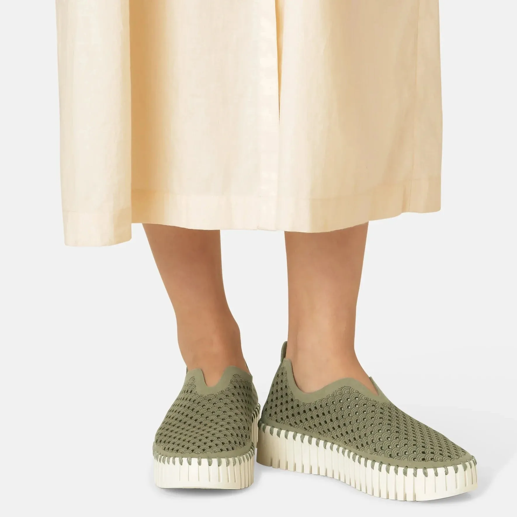 Ilse Jacobsen Tulip Platform - Army