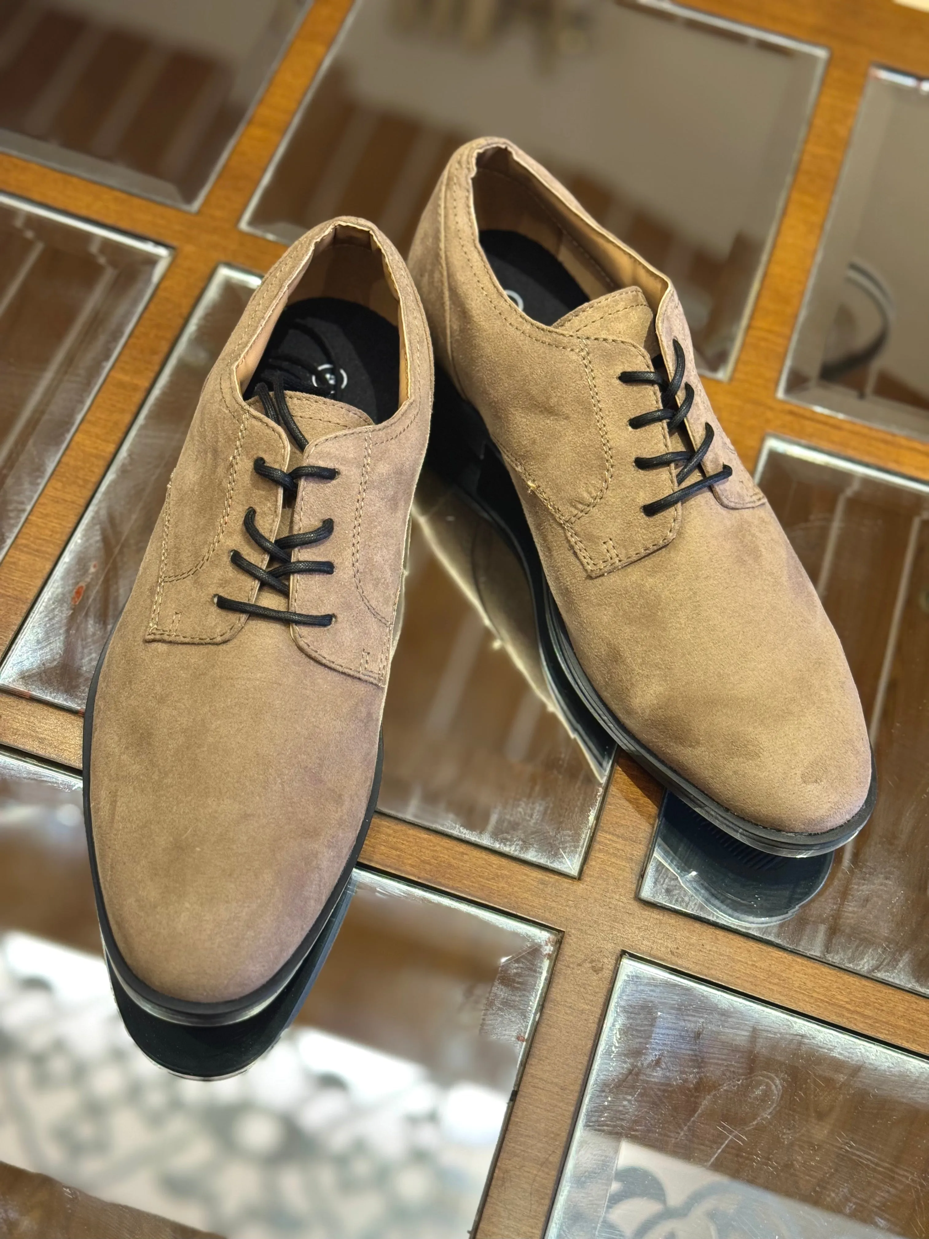 Mens Lace Up Shoes - beige