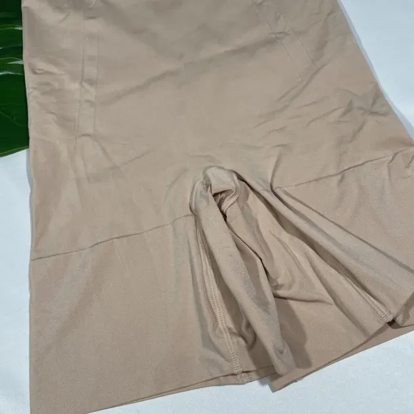 NWT $68 SPANX OnCore‎ High Waist Mid Thigh Shaper in Soft Nude [ XL ] #4825
