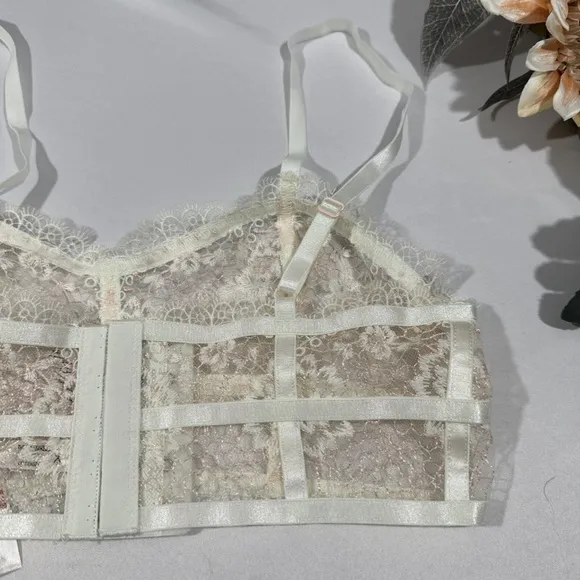 NWT Free People Intimately [ Small ] Lyric Lace Sheer‎ Longline Bralette