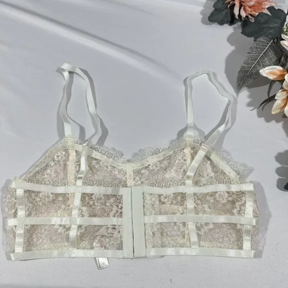 NWT Free People Intimately [ Small ] Lyric Lace Sheer‎ Longline Bralette