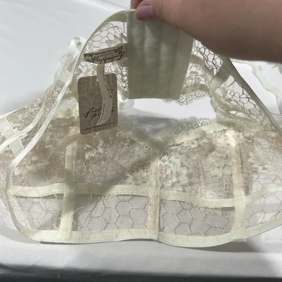 NWT Free People Intimately [ Small ] Lyric Lace Sheer‎ Longline Bralette