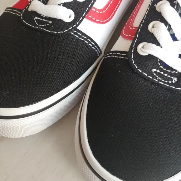 VANS NEW Old Skool Lace-Up Color Block Skate Shoes