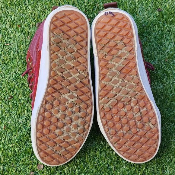 VANS Of The Wall - Women's Sneakers - SIZE 7