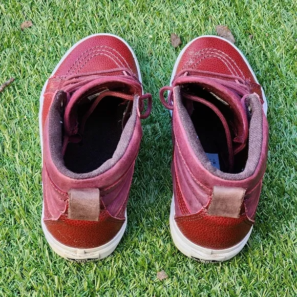 VANS Of The Wall - Women's Sneakers - SIZE 7