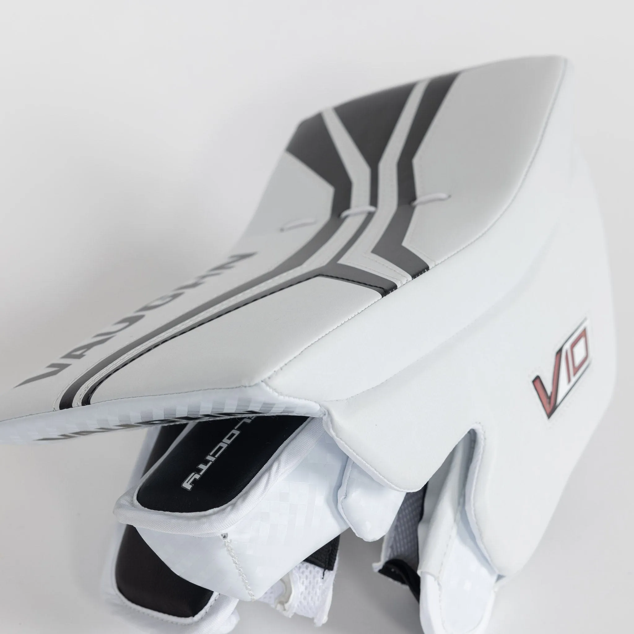 Vaughn Velocity V10 Junior Goalie Blocker