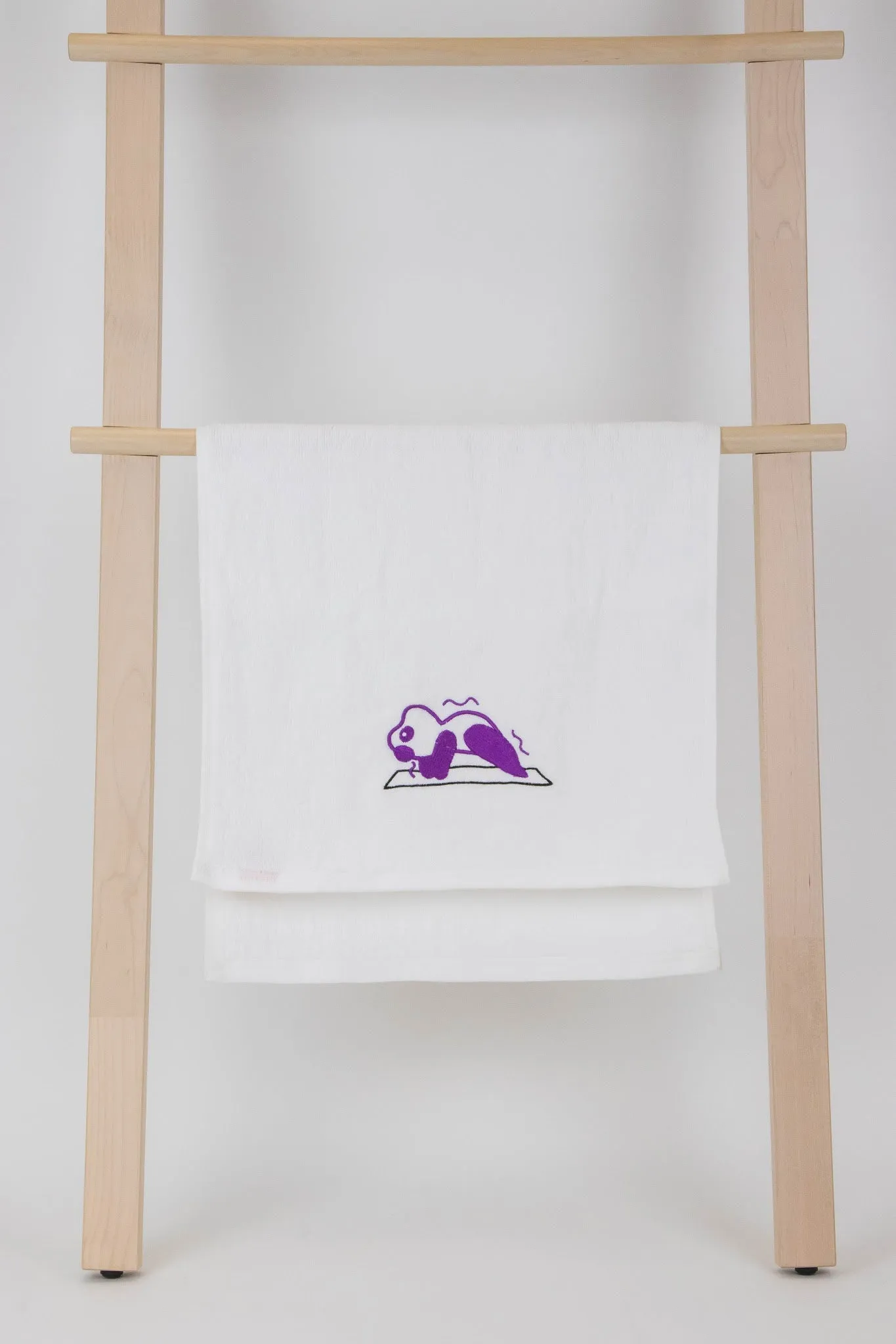 YogaAum AumTowel-(Panda) Purawattanasana - Violet